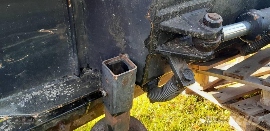 Pome 320 Sniježne daske i  plugovi