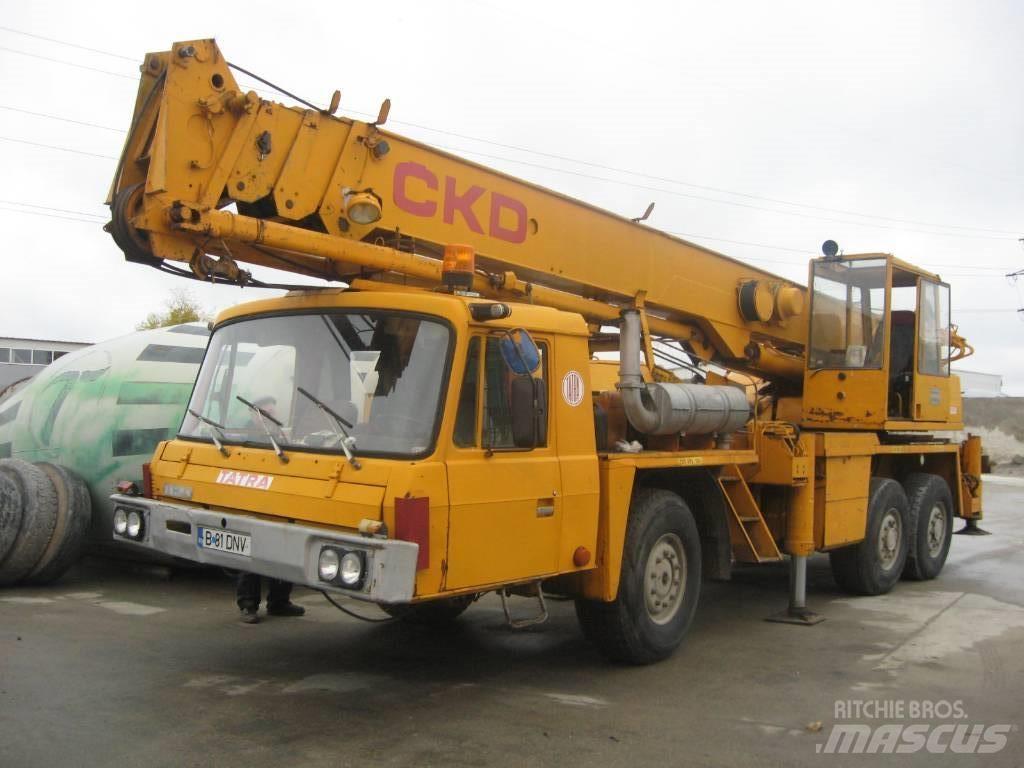 Tatra CKD Rabljene dizalice za težak teren