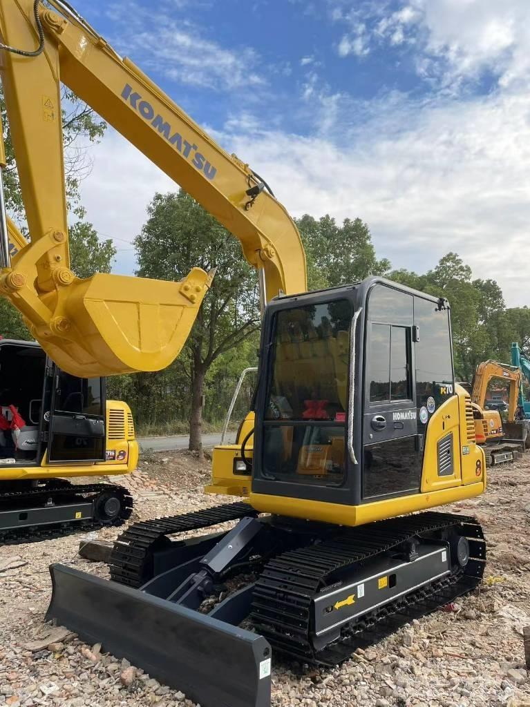 Komatsu 70-8 Bageri gusjeničari