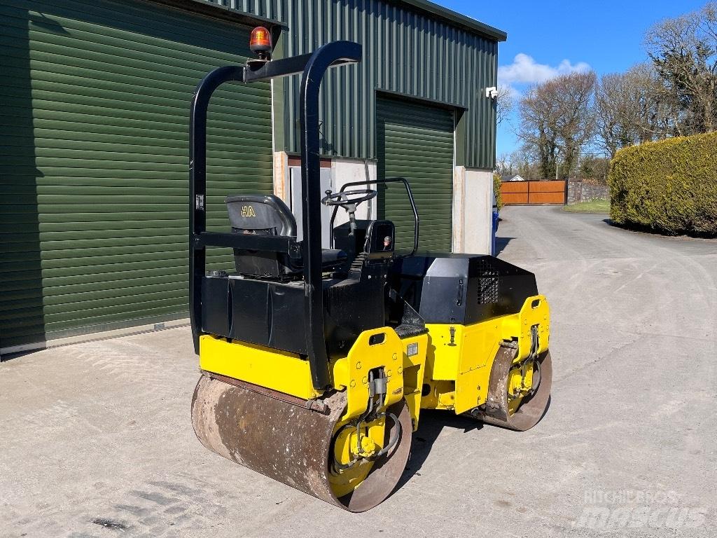 Bomag BW 120 AD-3 Valjci sa dvojnim bubnjem