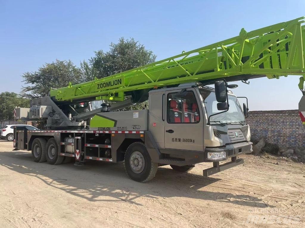 Zoomlion ZTC350H Rabljene dizalice za težak teren