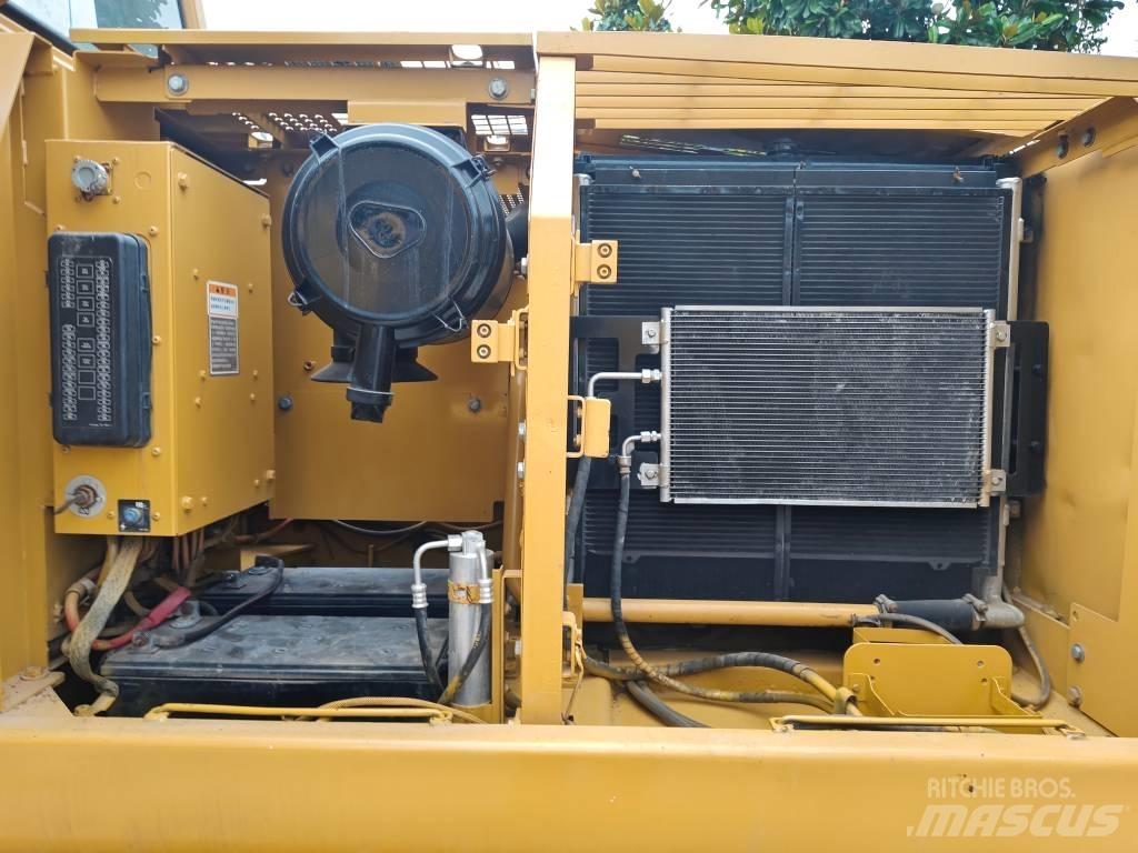 CAT 320 C L Bageri gusjeničari