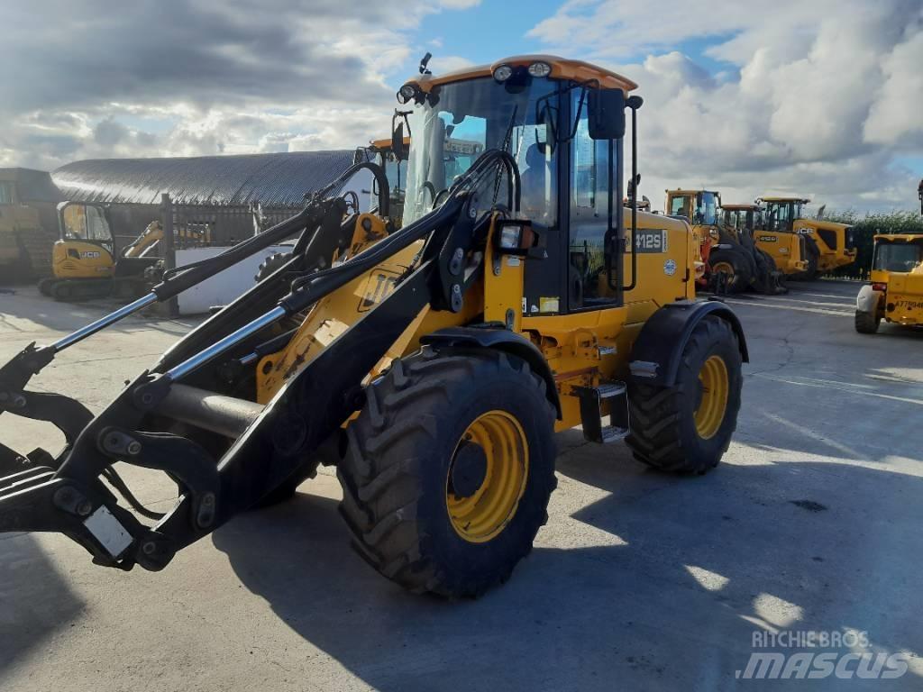 JCB 412 Poljoprivredni teleskopski utovarivači