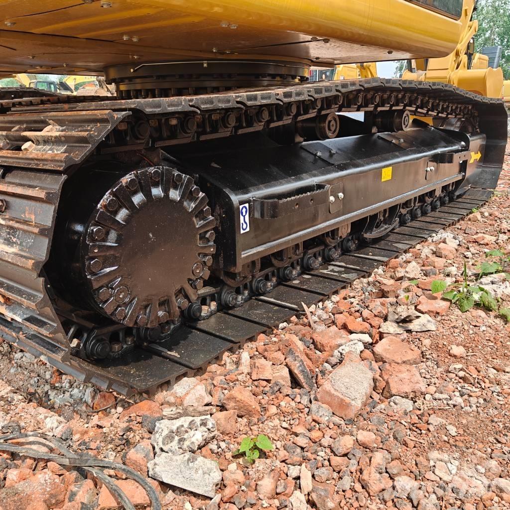CAT 320D2L Bageri gusjeničari