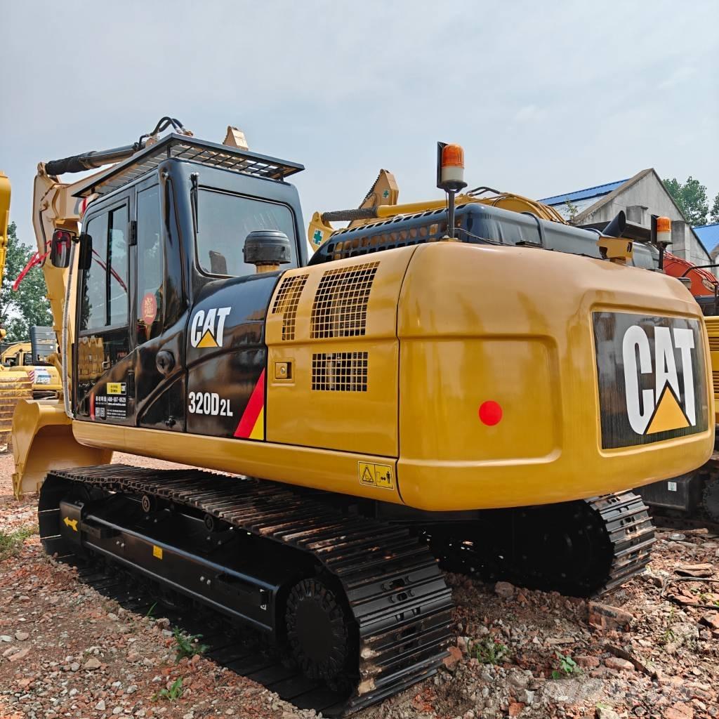 CAT 320D2L Bageri gusjeničari
