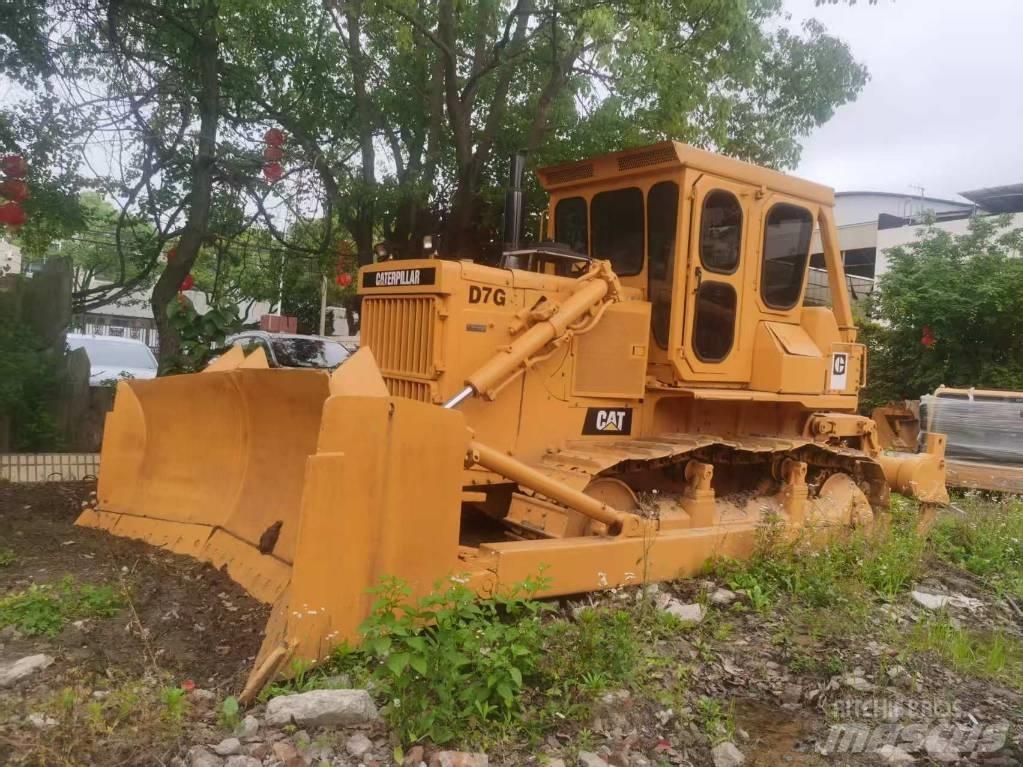 CAT D 7 G Buldožeri gusjeničari