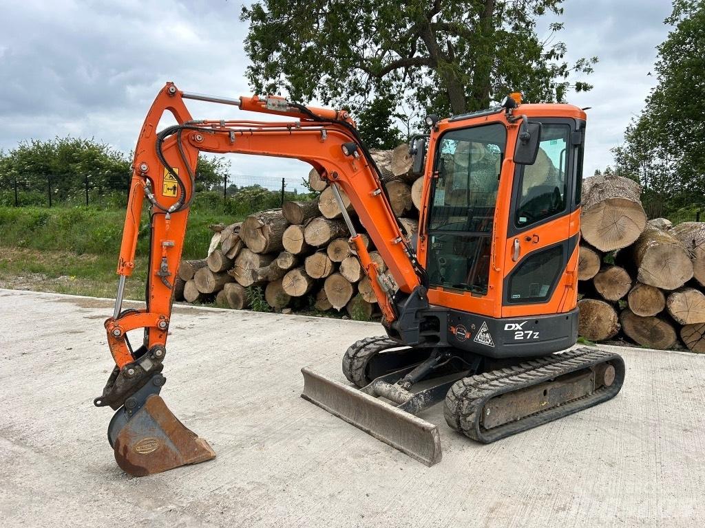 Doosan DX 27 Z Mini bageri <7t