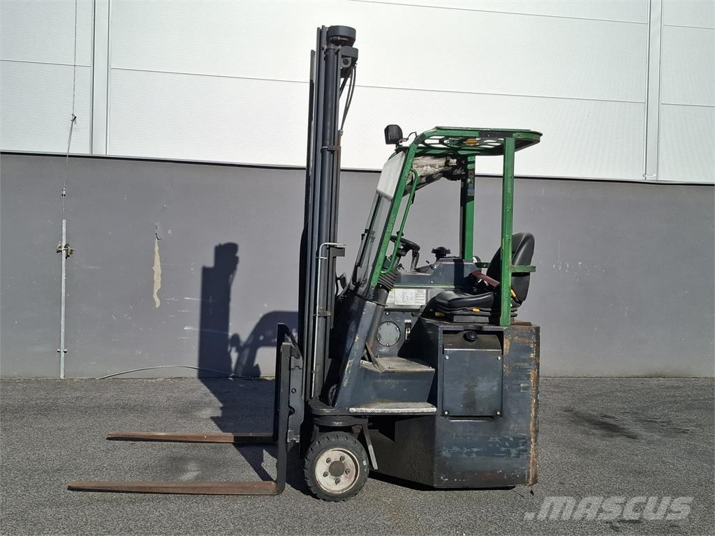 Combilift C3000CB Viličari sa 4-stranskim dohvatom