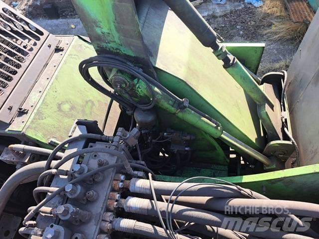 Sennebogen 835 M Bageri za manipuliranje materijalom / otpadom