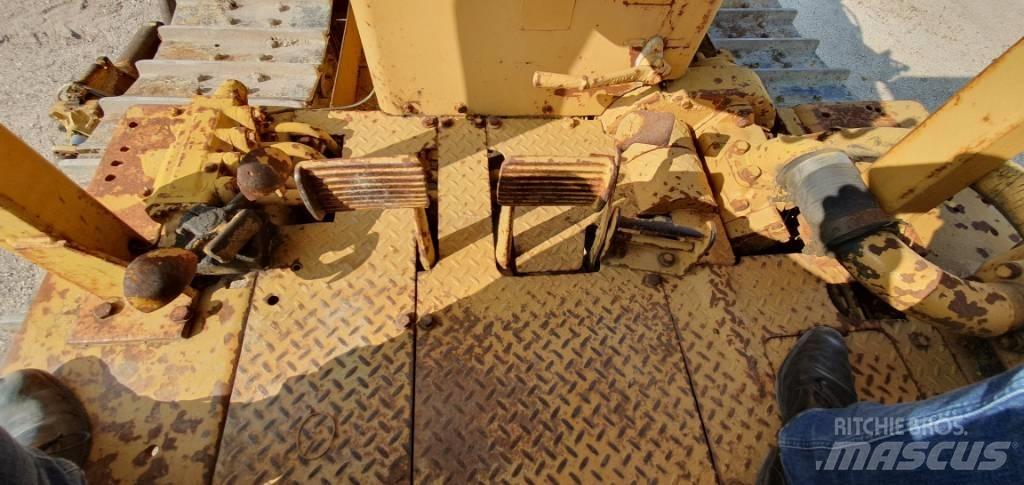 CAT D 7 G Buldožeri gusjeničari