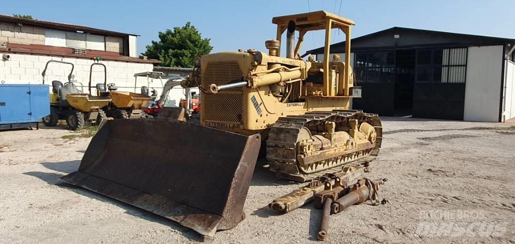 CAT D 7 G Buldožeri gusjeničari