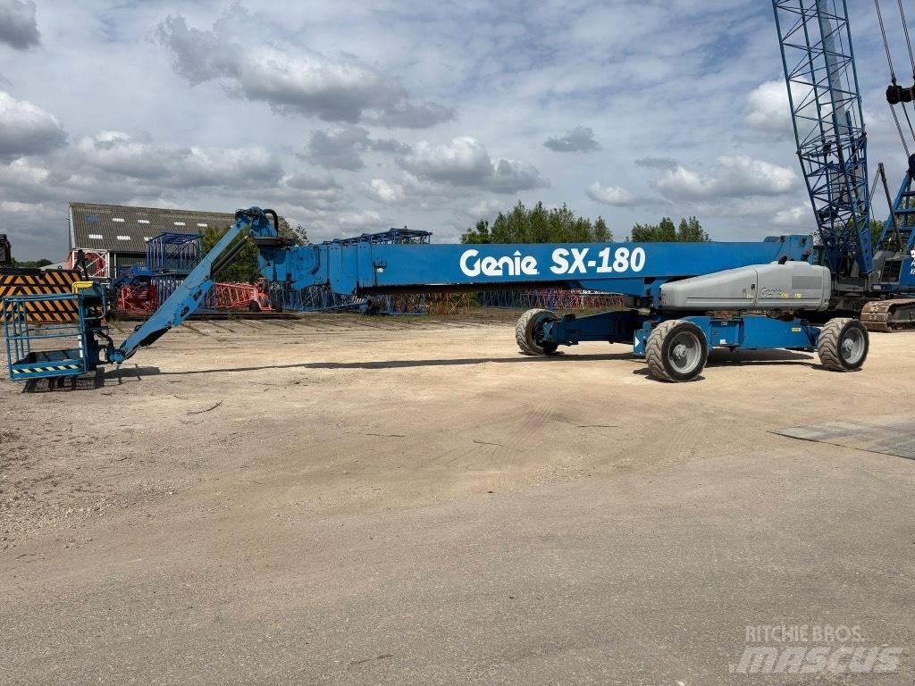Genie SX 180 Teleskopske podizne platforme