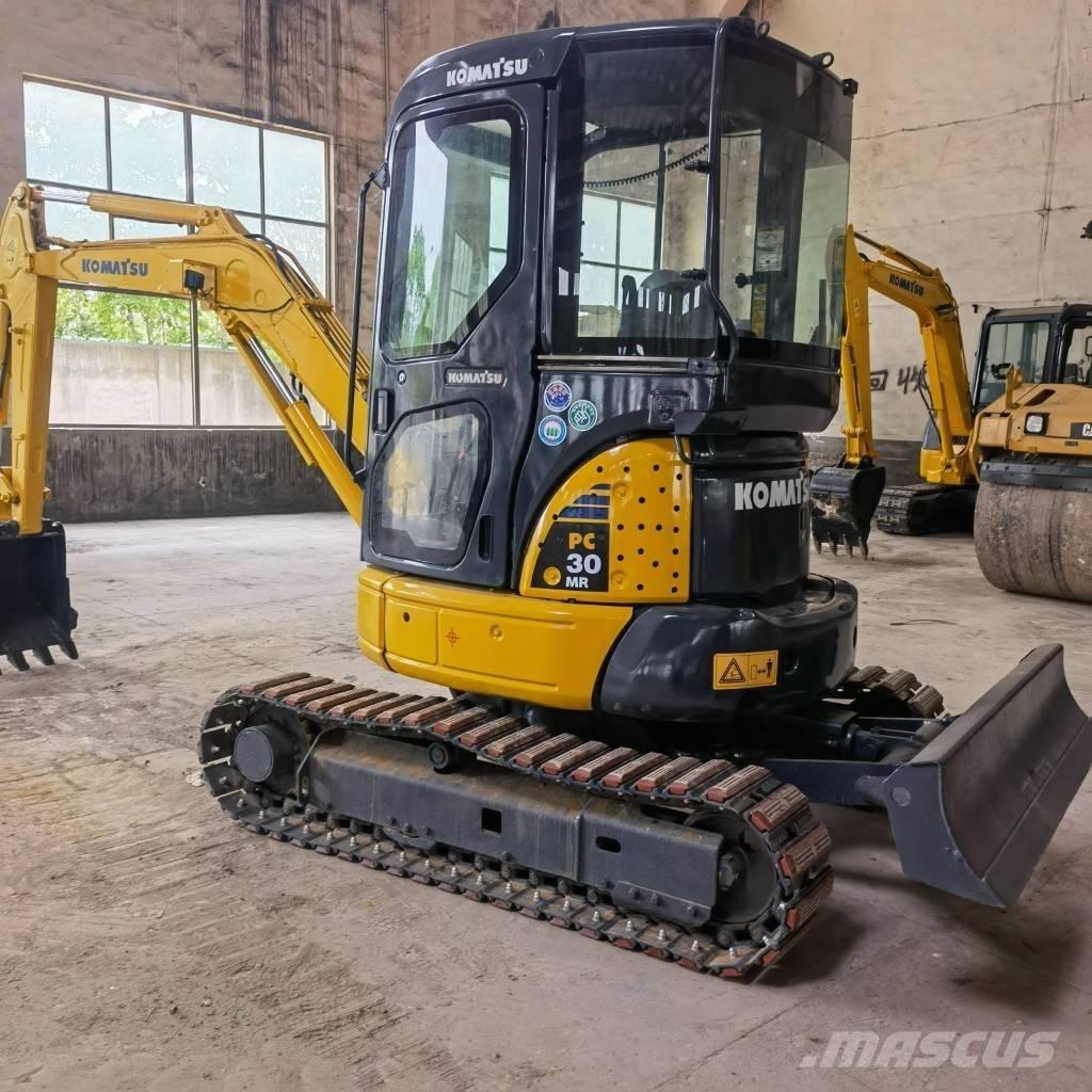 Komatsu PC30 Bageri gusjeničari