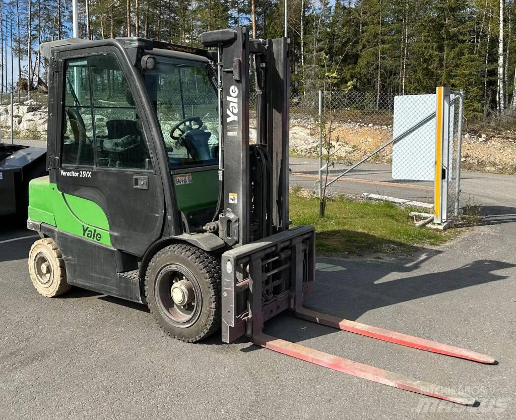 Yale GLP 25 VX Plinski viličari