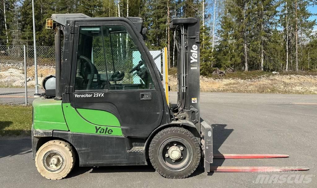 Yale GLP 25 VX Plinski viličari