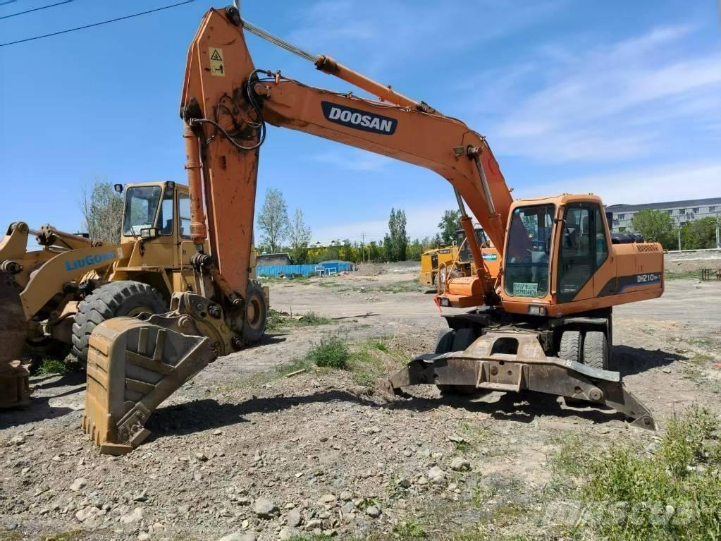 Doosan DH210W-7 Bageri na kotačima