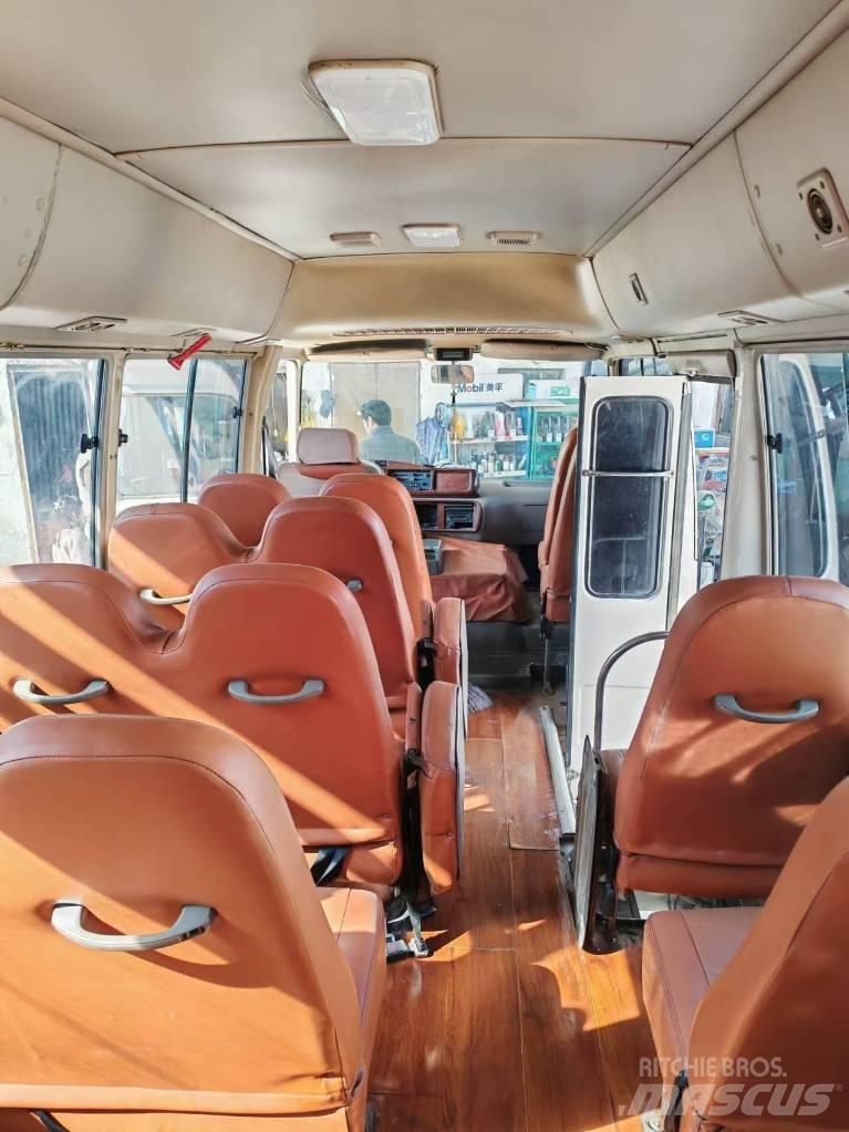 Toyota Coaster Međugradski autobusi