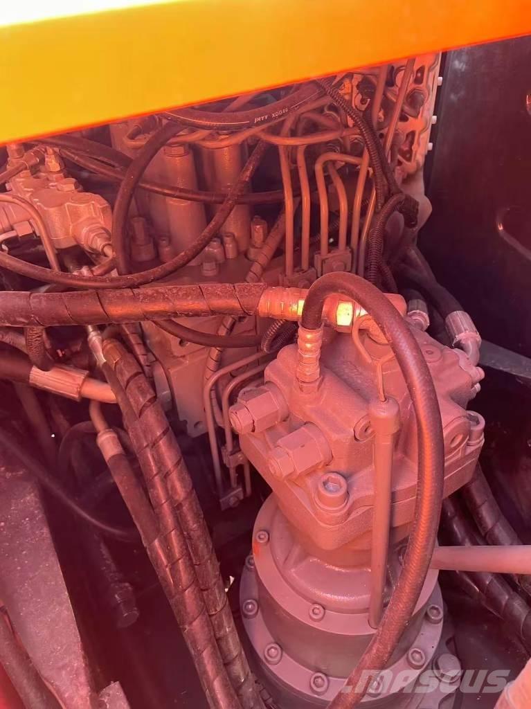 Hitachi ZX 120 Bageri gusjeničari