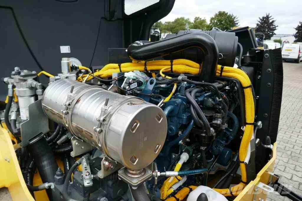 Bomag BW 138 AD-5 Valjci sa dvojnim bubnjem