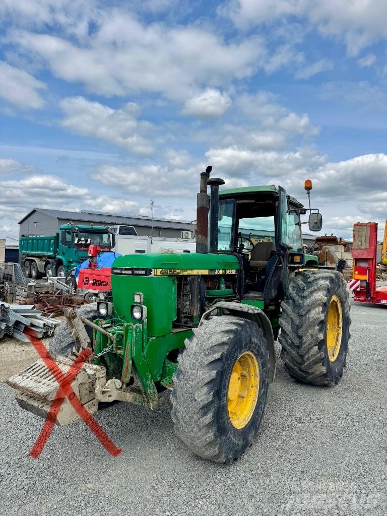 John Deere 4455 Traktori
