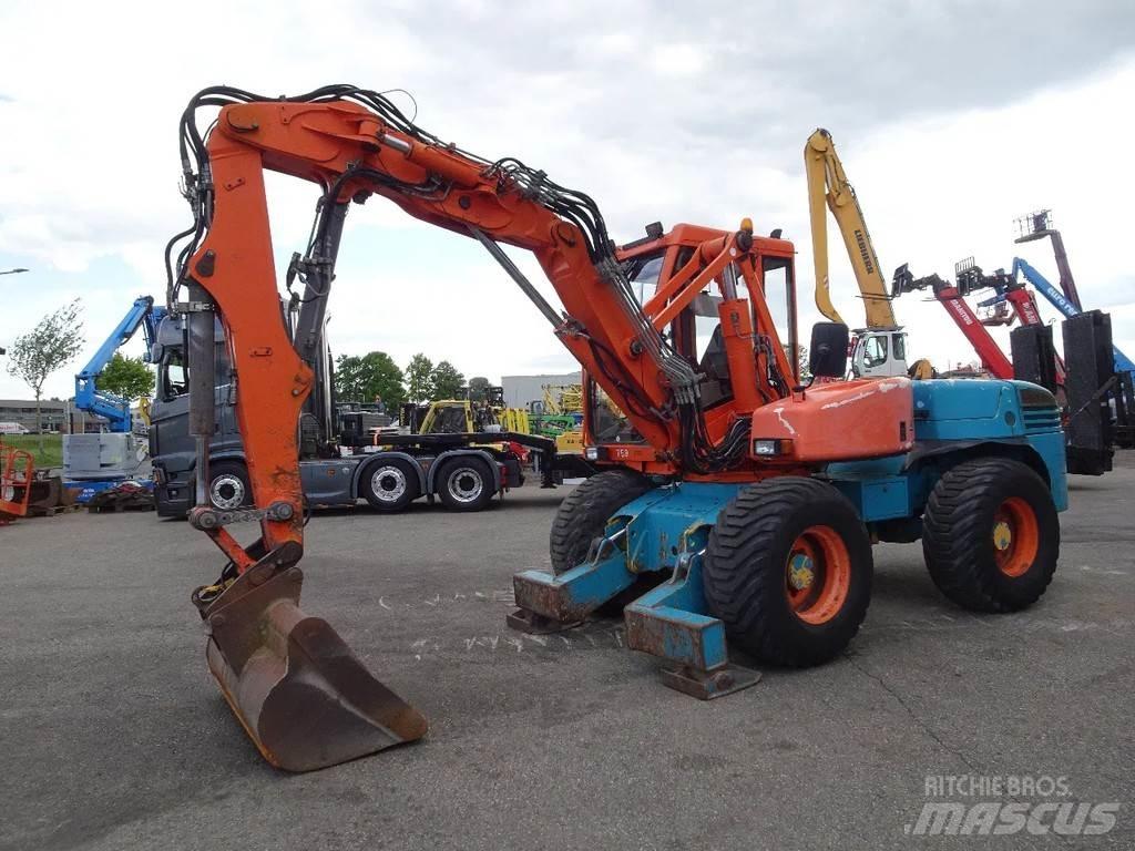 Mecalac 12MXT Bageri na kotačima