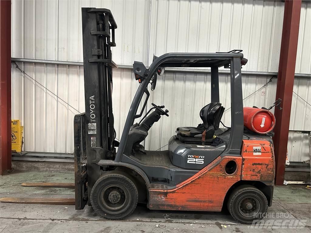 Toyota 02-8FGF25 Plinski viličari