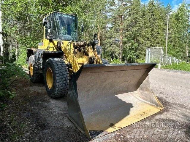 Komatsu WA 180-3 Utovarivači na kotačima