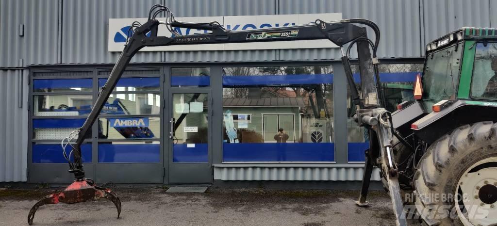 Hakki 2551 Utovarivači stabala