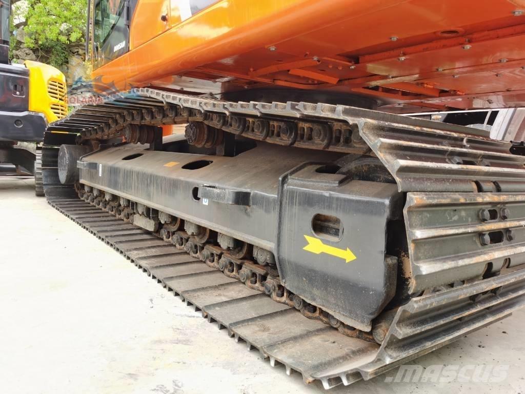 Doosan DX 225 LC Bageri gusjeničari