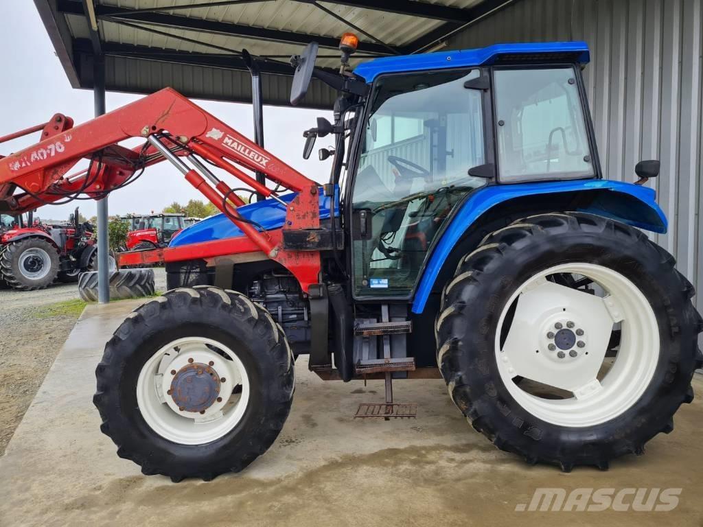 New Holland TS 90 Traktori