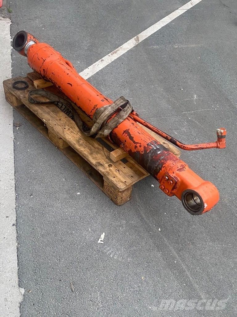 Hitachi ZX 250 LC Bageri gusjeničari