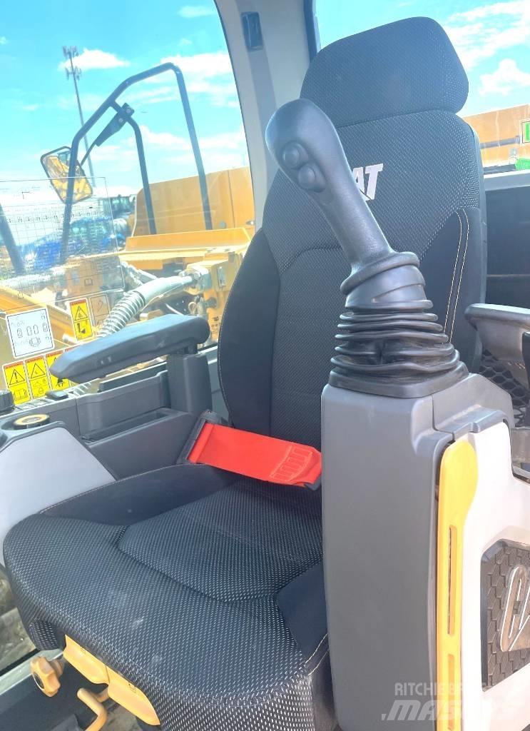 CAT 320 TC Bageri gusjeničari