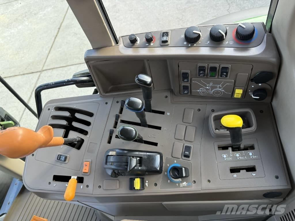 John Deere 6150 M Traktori