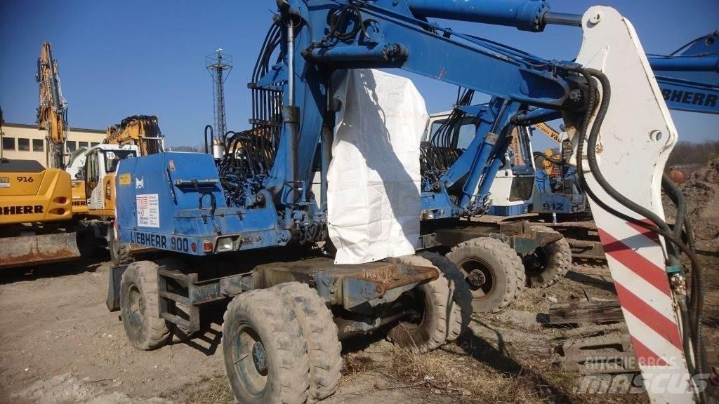 Liebherr A900-C Bageri na kotačima