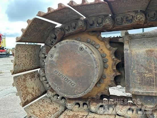 Doosan DX 300 LC-3 Bageri gusjeničari