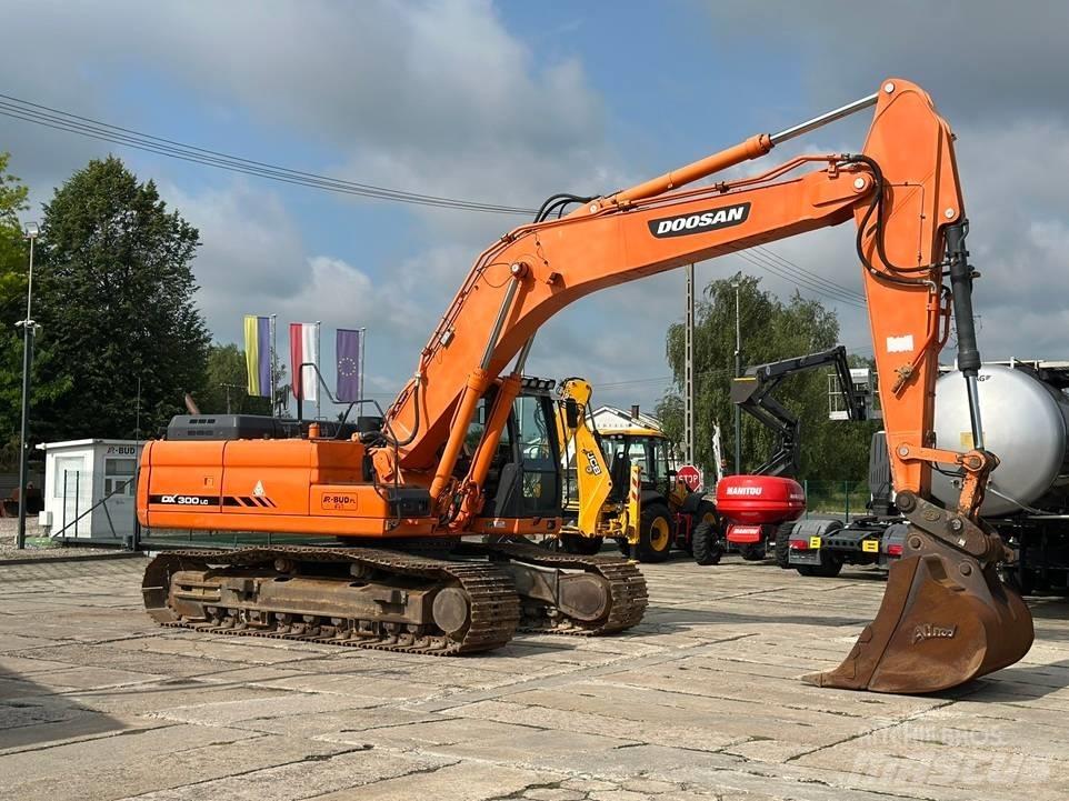 Doosan DX 300 LC-3 Bageri gusjeničari
