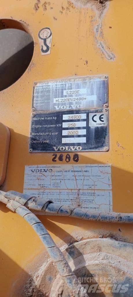 Volvo L 220 E Utovarivači na kotačima