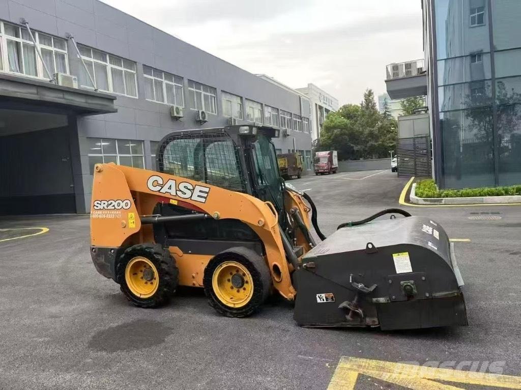CASE SR 200 Skid steer mini utovarivači