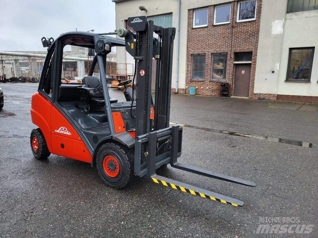 Linde H 30 T Plinski viličari