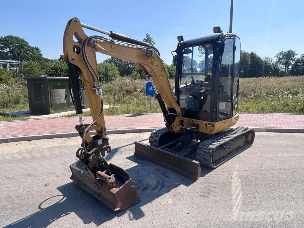 CAT 302.7D Mini bageri <7t