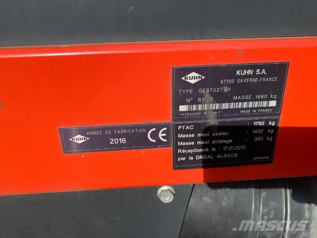 Kuhn GF8702T GII Okretači i sakupljači sijena