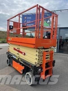 JLG 4045R Škaraste platforme