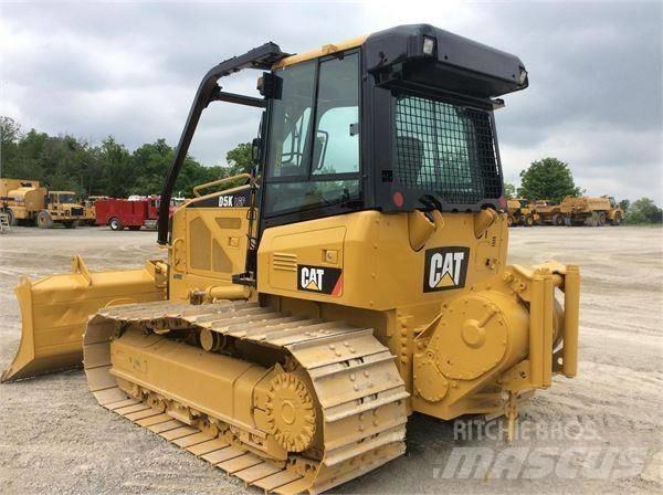 CAT D 5 K LGP Buldožeri gusjeničari