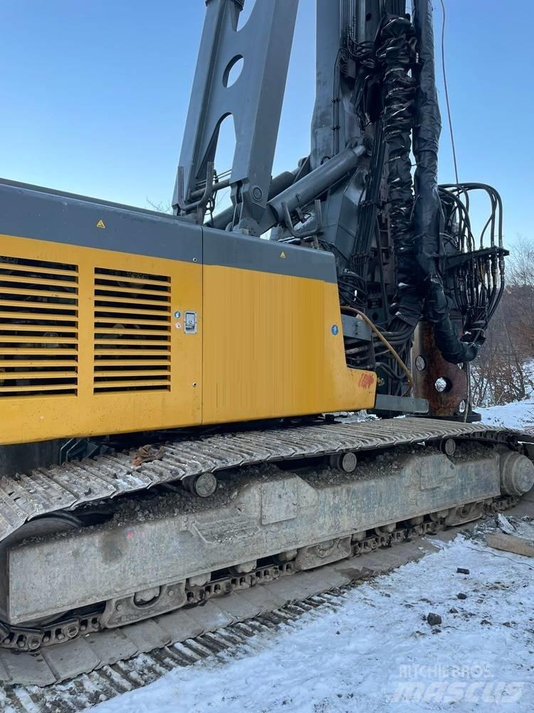 Liebherr LRB 155 Strojevi za zabijanje stupova