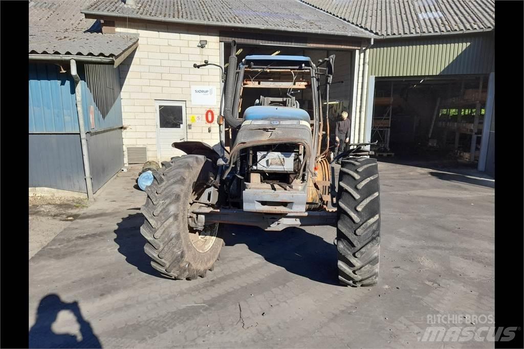 New Holland 8160 Traktori