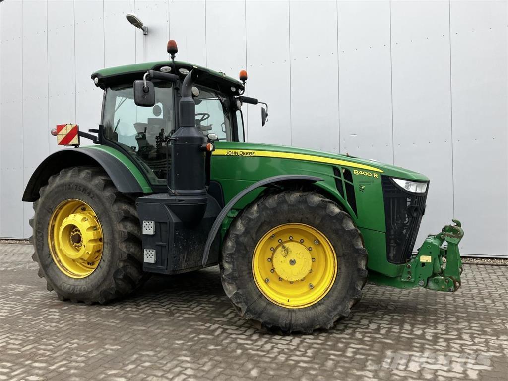 John Deere 8400R Traktori