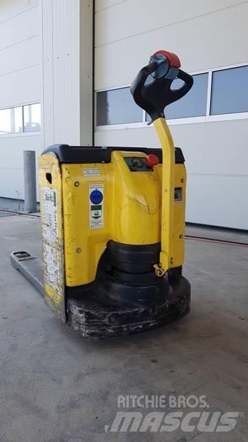 Hyster P 2.0L Nisko podizni električni viličar