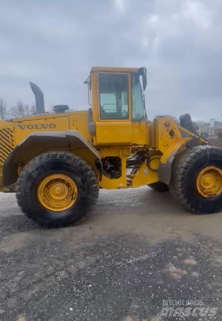 Volvo L 120 E Utovarivači na kotačima