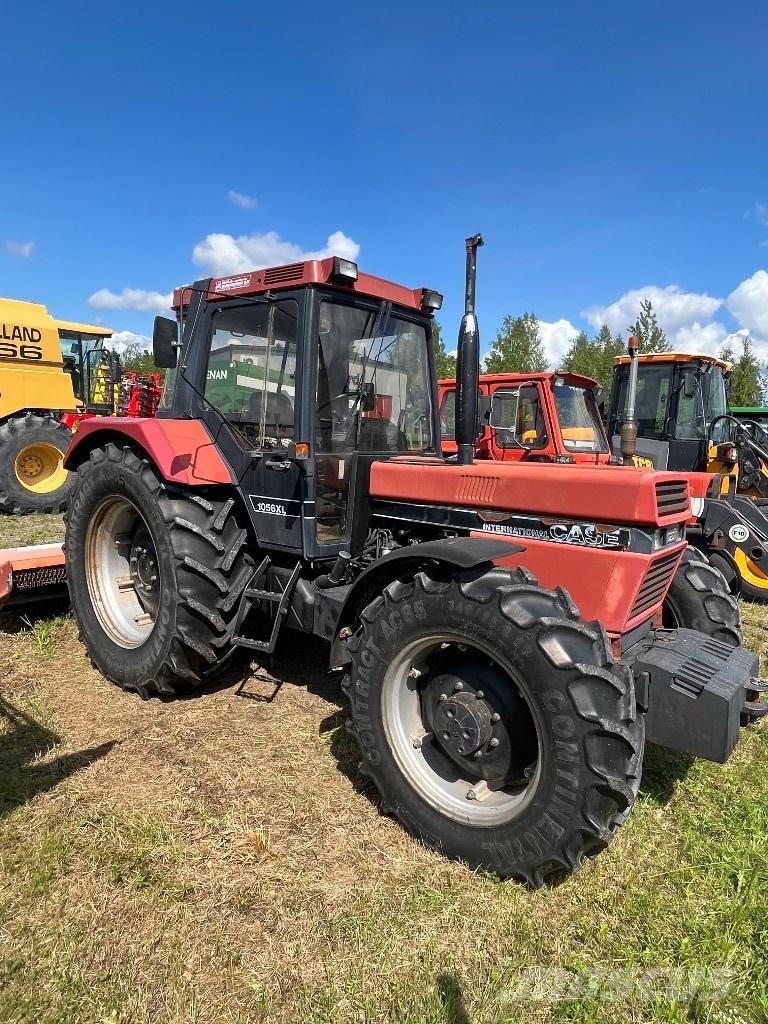 Case IH 1056 XL A Traktori