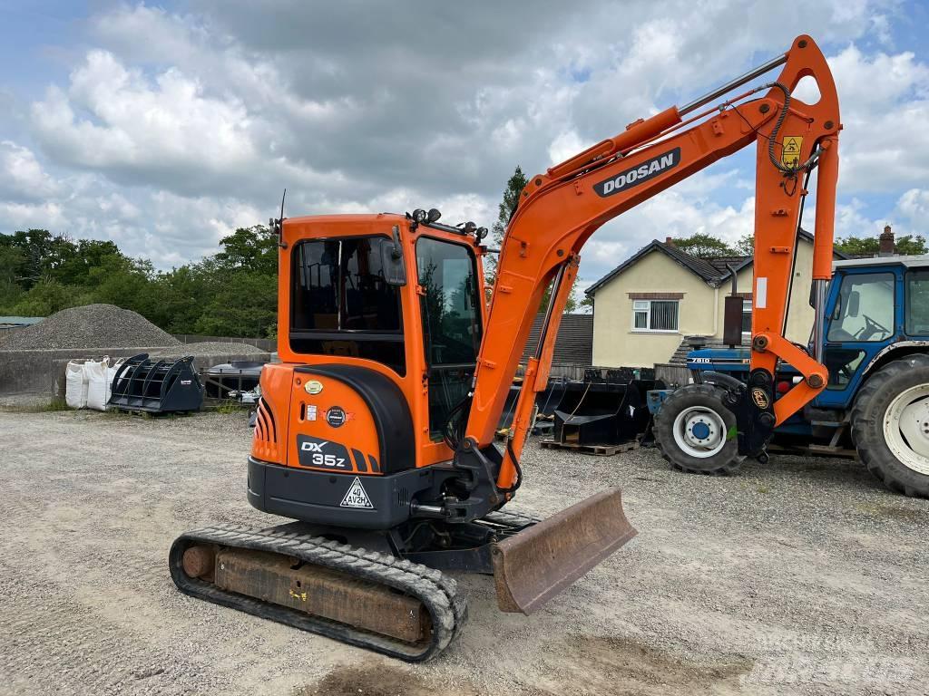 Doosan DX35Z Mini bageri <7t